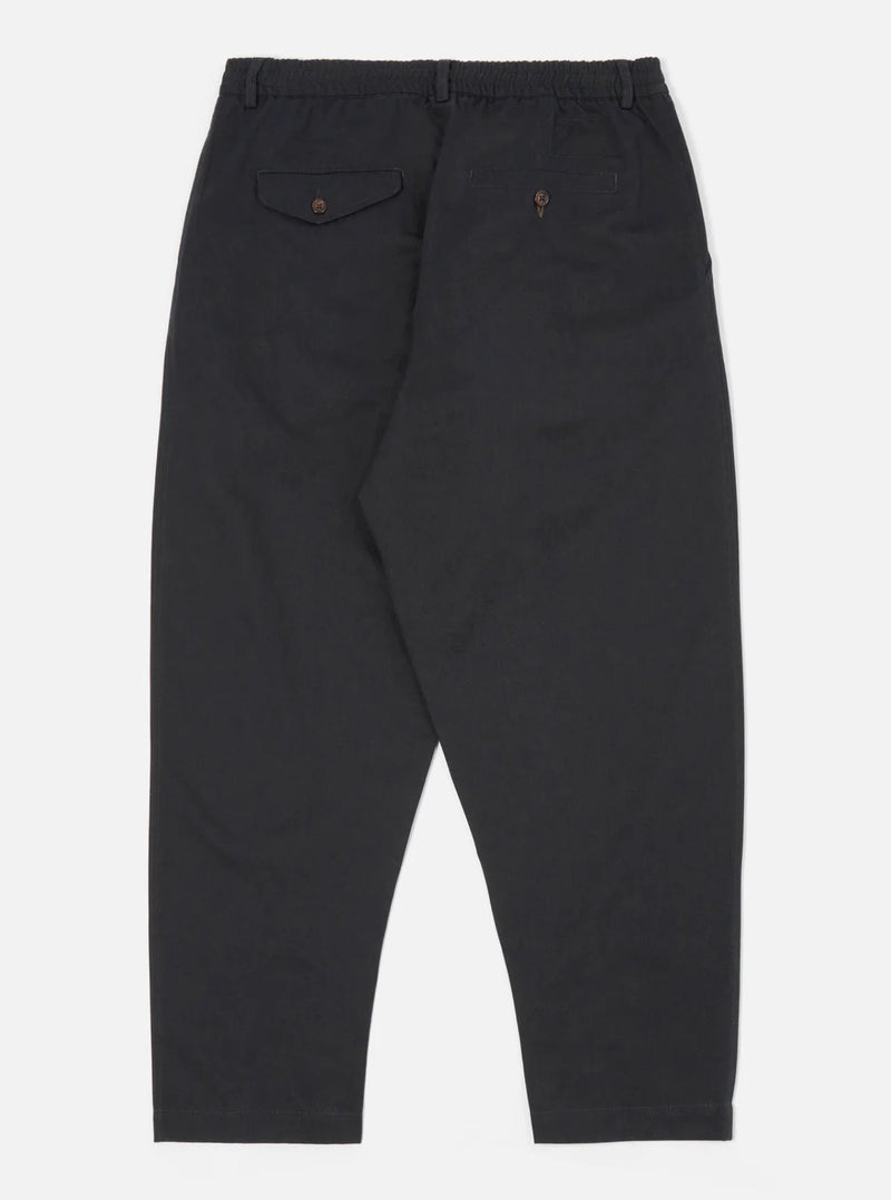 Universal Works Pleated Track Pant Twill (Black)