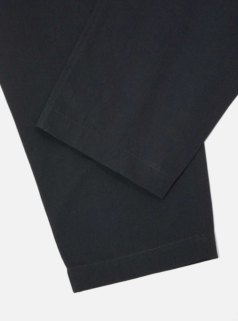 Universal Works Pleated Track Pant Twill (Black)