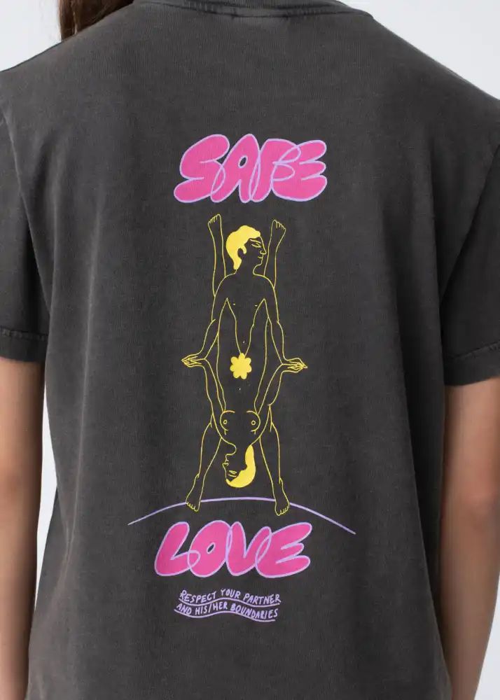 Carne Bollente Safe Love T-Shirt (Washed Black)