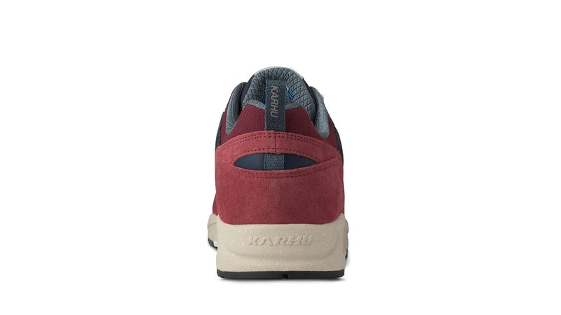 Karhu Fusion 2.0 (Mineral Red/Lily White)