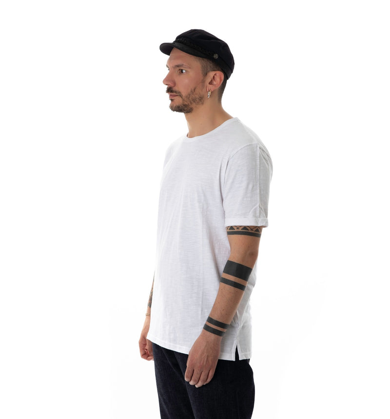Minimum Delta 0222 (White)